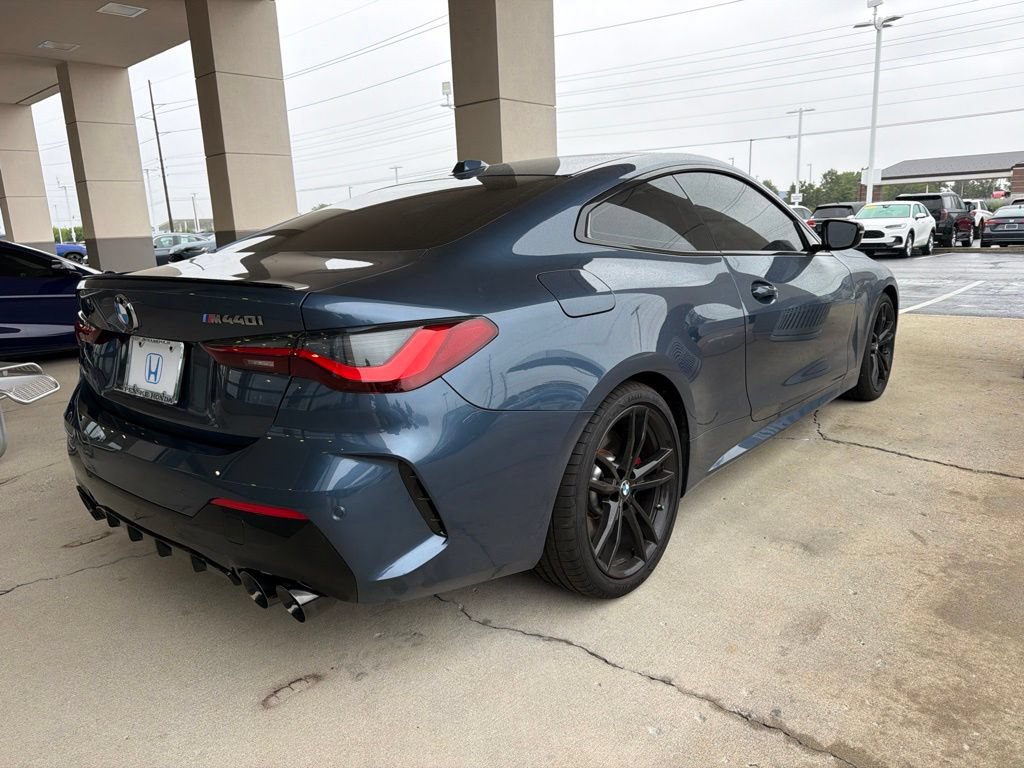 Used 2024 BMW M440i Coupe w/ Premium Package RWD image 3