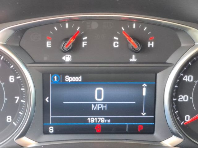 Used 2024 GMC Terrain SLE image 11