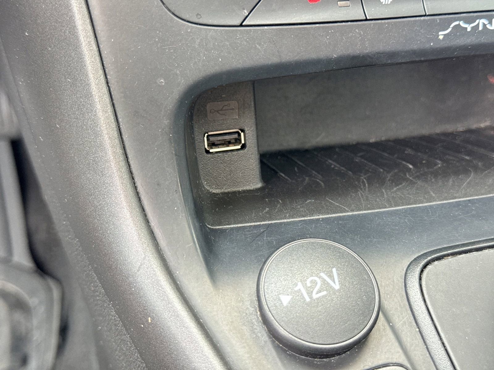 Used 2018 Ford Focus SEL w/ Cold Weather Package FWD image 33