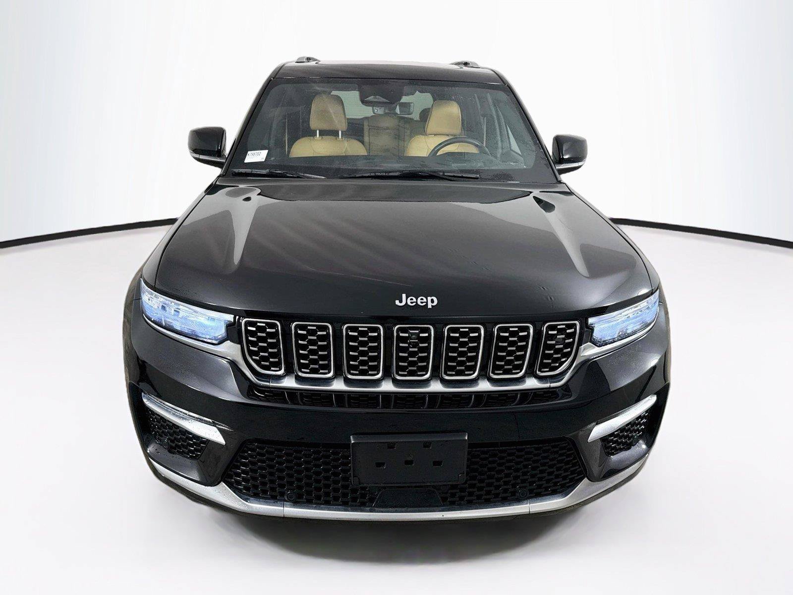 Used 2023 Jeep Grand Cherokee Summit w/ Advanced Protech Group IV AWD/4WD image 10
