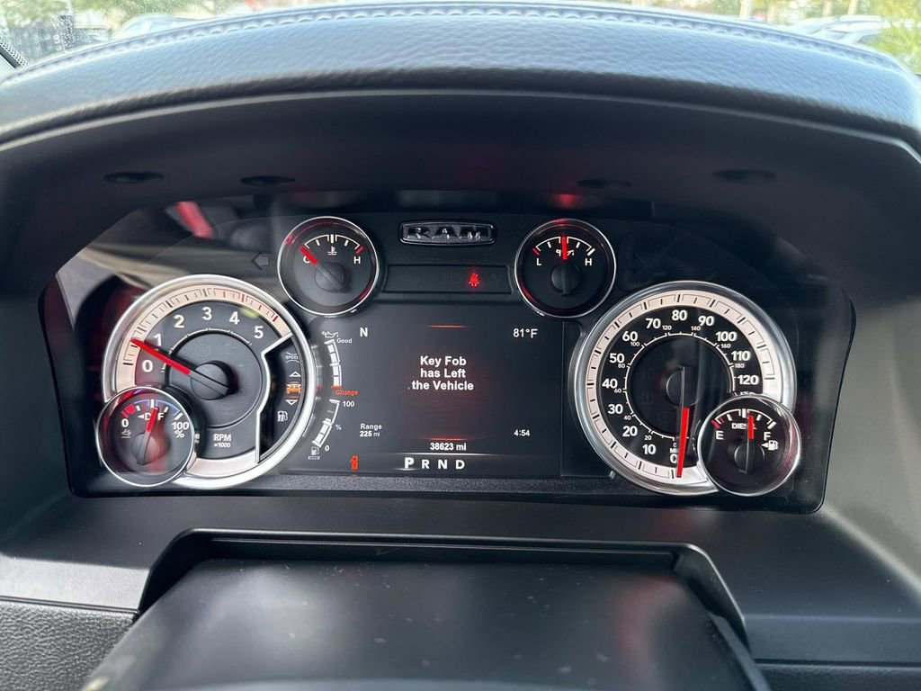 Used 2018 RAM 2500 Laramie w/ Convenience Group image 39