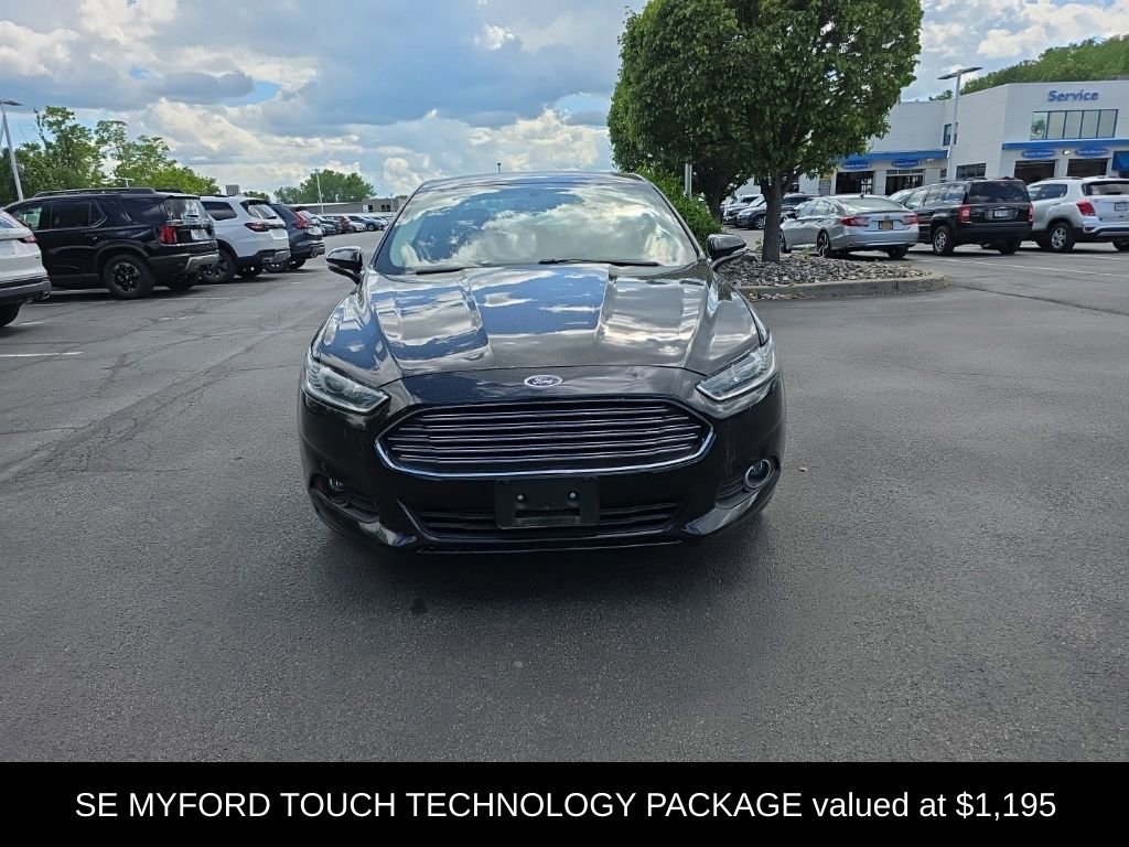 Used 2016 Ford Fusion SE AWD/4WD image 2