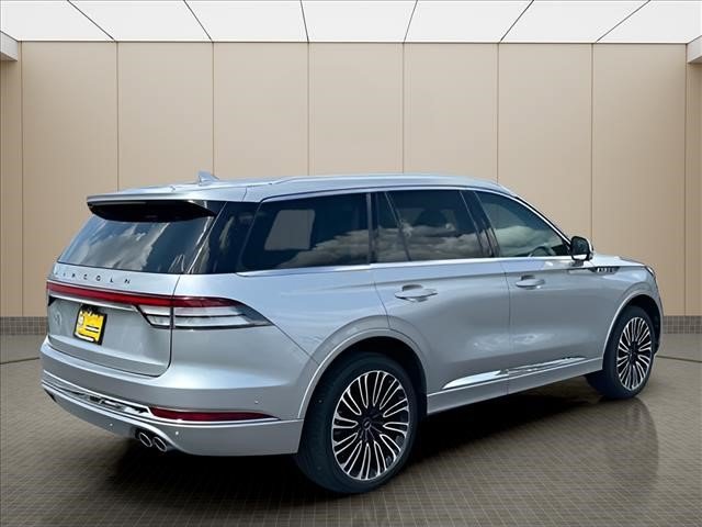 Used 2020 Lincoln Aviator Black Label w/ Dynamic Handling Package AWD/4WD image 3