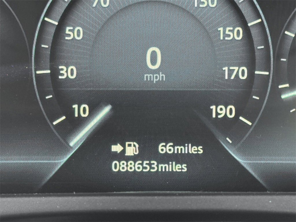 Used 2017 Jaguar F-PACE R-Sport image 19