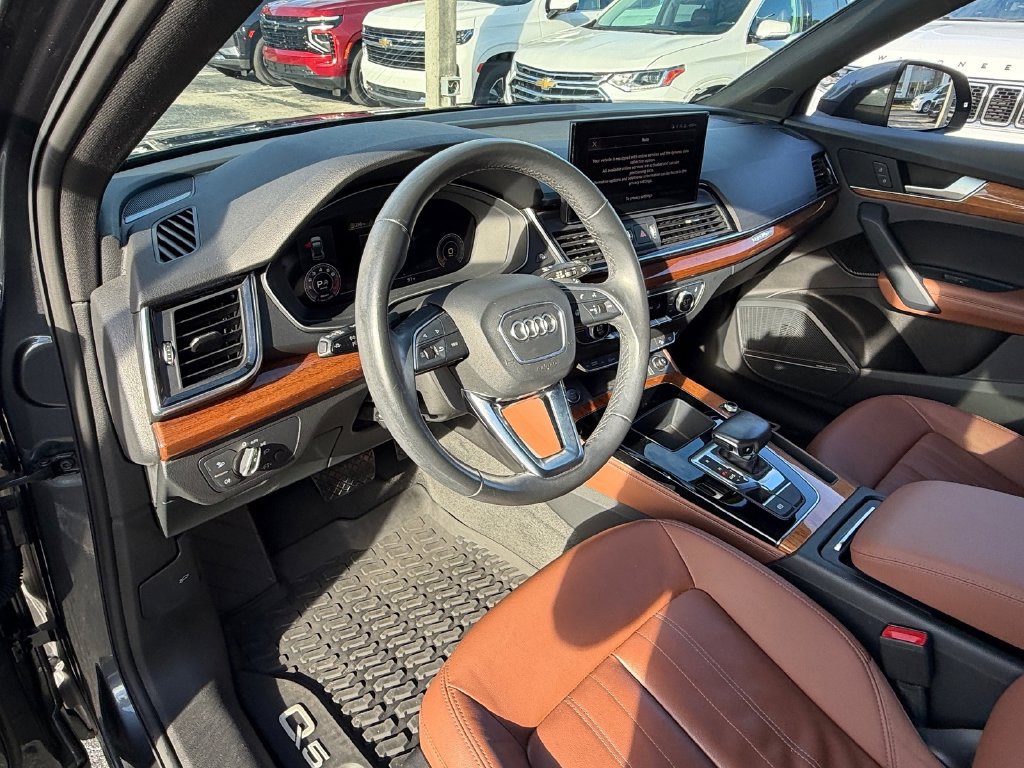 Used 2022 Audi Q5 2.0T Premium Plus AWD/4WD image 10