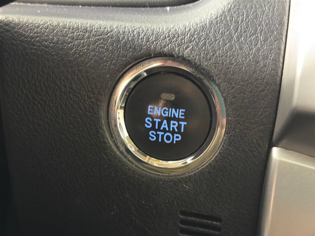 Used 2015 Toyota 4Runner Limited AWD/4WD image 24