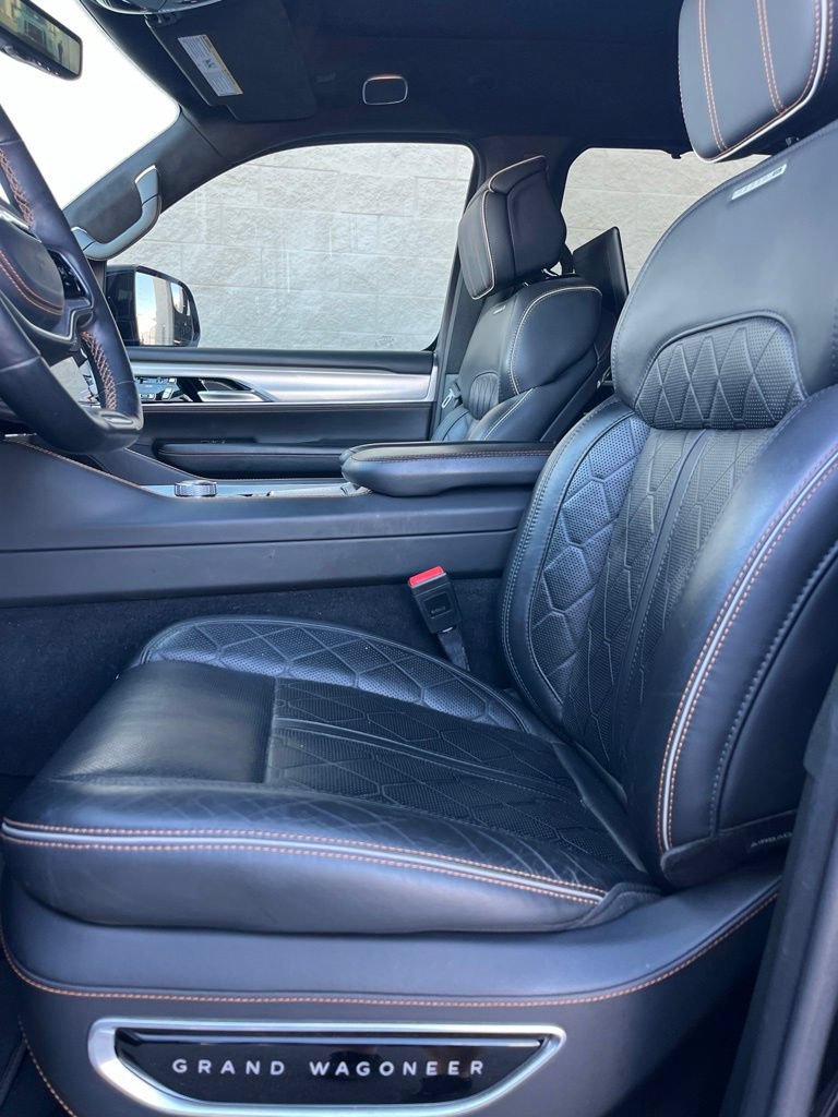 Certified 2022 Jeep Grand Wagoneer Series III w/ Rear Seat Video Group 1 AWD/4WD image 10