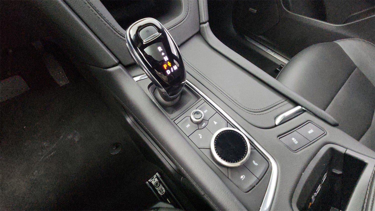 Used 2025 Cadillac XT5 Premium Luxury image 20