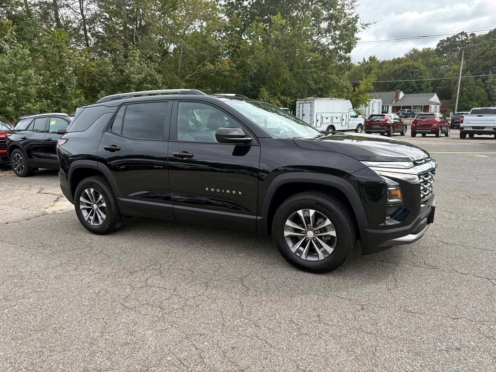 New 2026 Chevrolet Equinox LT w/ Convenience Package II image 4