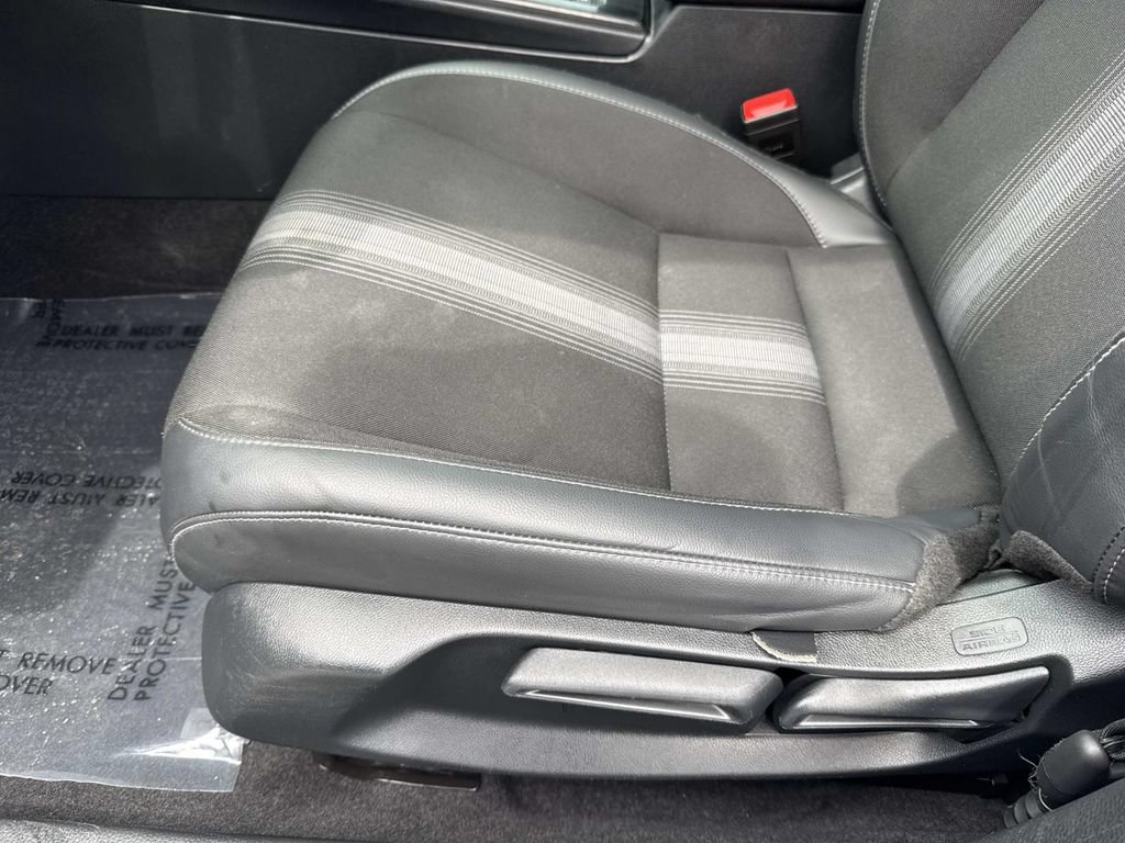 Used 2023 Honda Civic Sport image 24