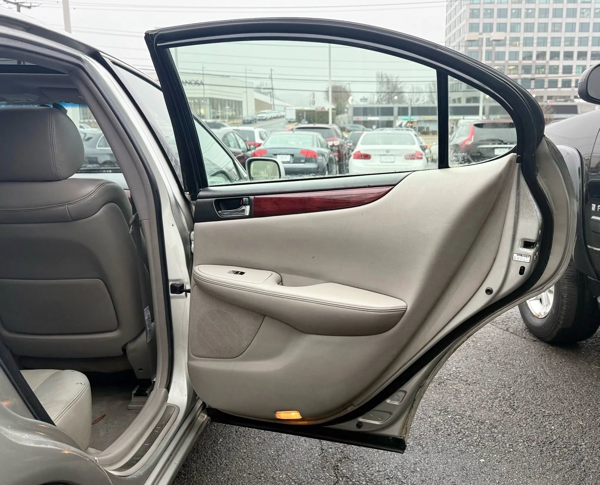 Used 2003 Lexus ES 330 image 27