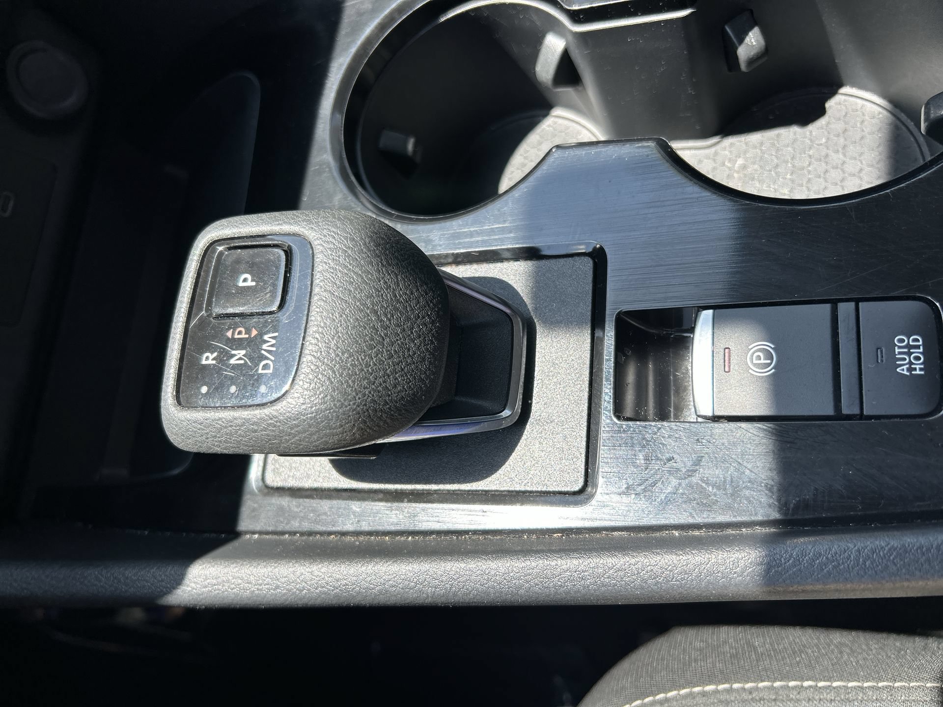 Used 2024 Nissan Rogue S AWD/4WD image 21