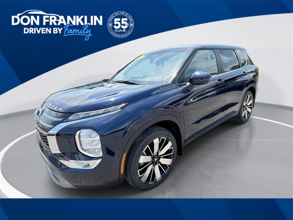 New 2025 Mitsubishi Outlander SE