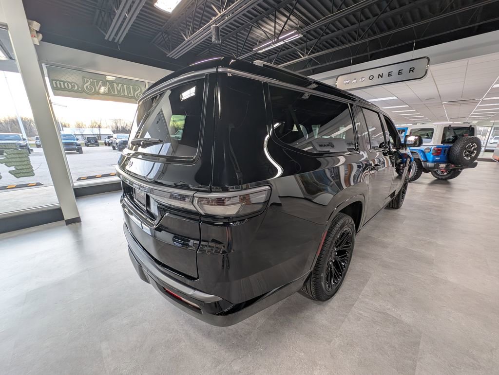 New 2026 Jeep Grand Wagoneer L Limited image 4