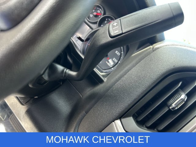 Used 2026 Chevrolet Silverado 1500 Custom Trail Boss AWD/4WD image 15