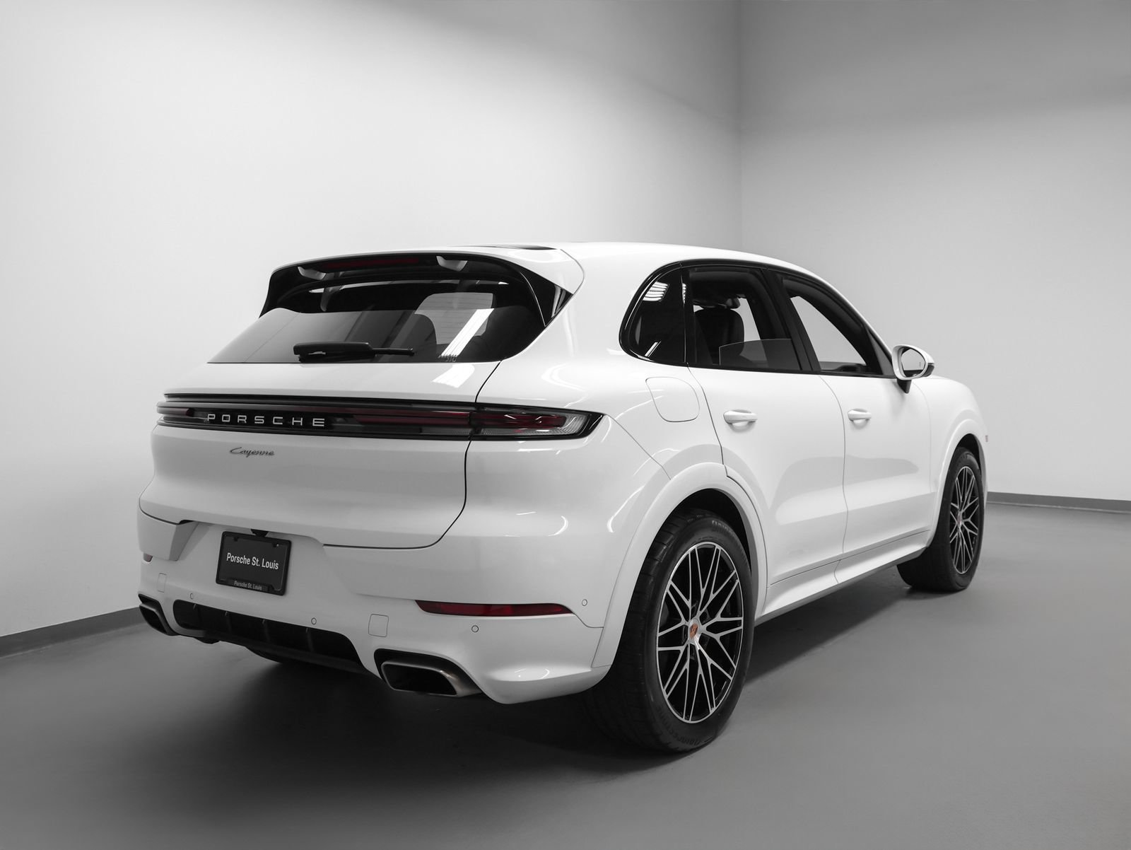 Certified 2026 Porsche Cayenne AWD/4WD image 12