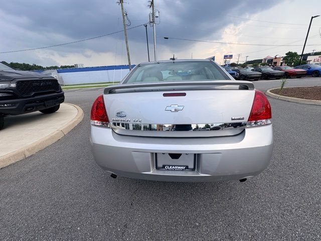 Used 2008 Chevrolet Impala LTZ FWD image 6