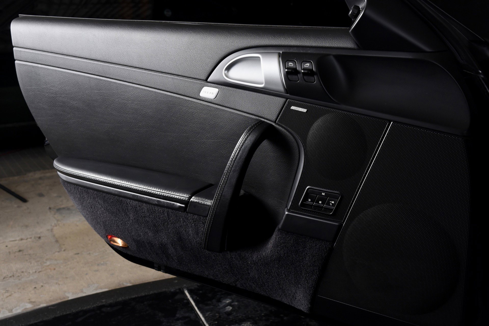 Used 2006 Porsche 911 Carrera image 10