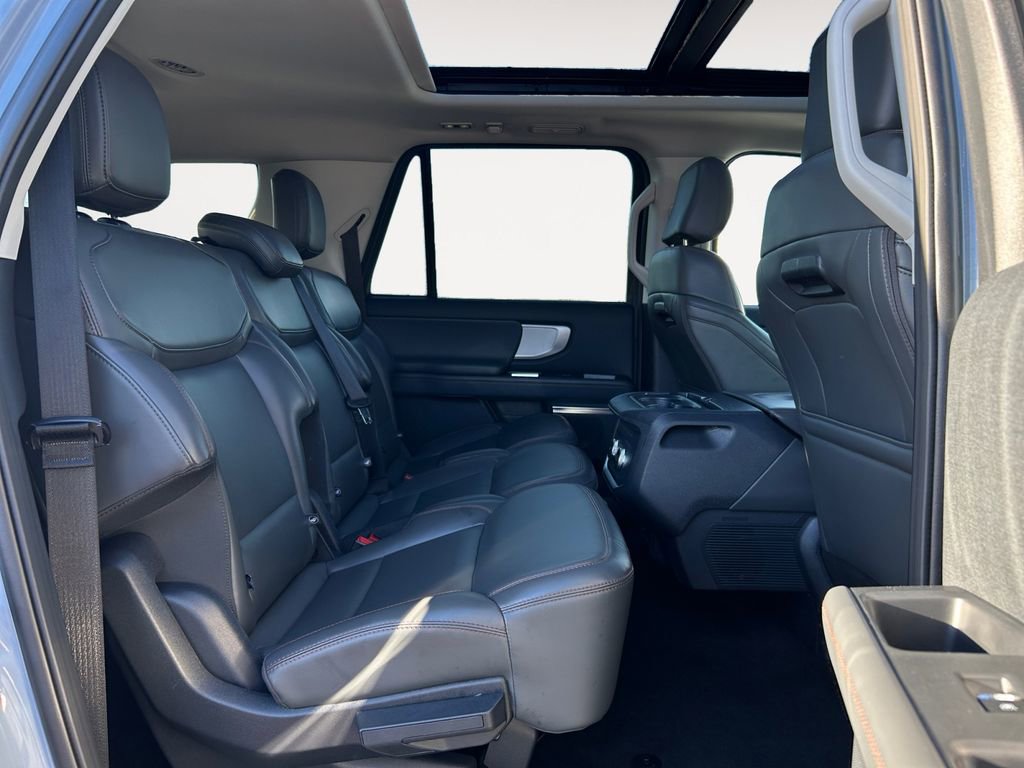 Used 2025 Ford Expedition Max Active image 11