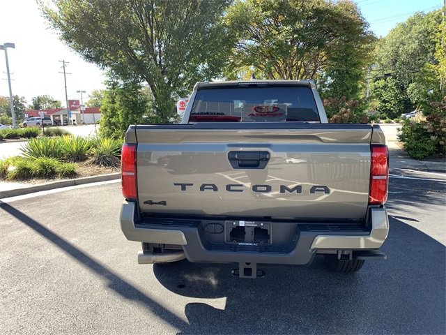 Used 2024 Toyota Tacoma TRD Sport image 7