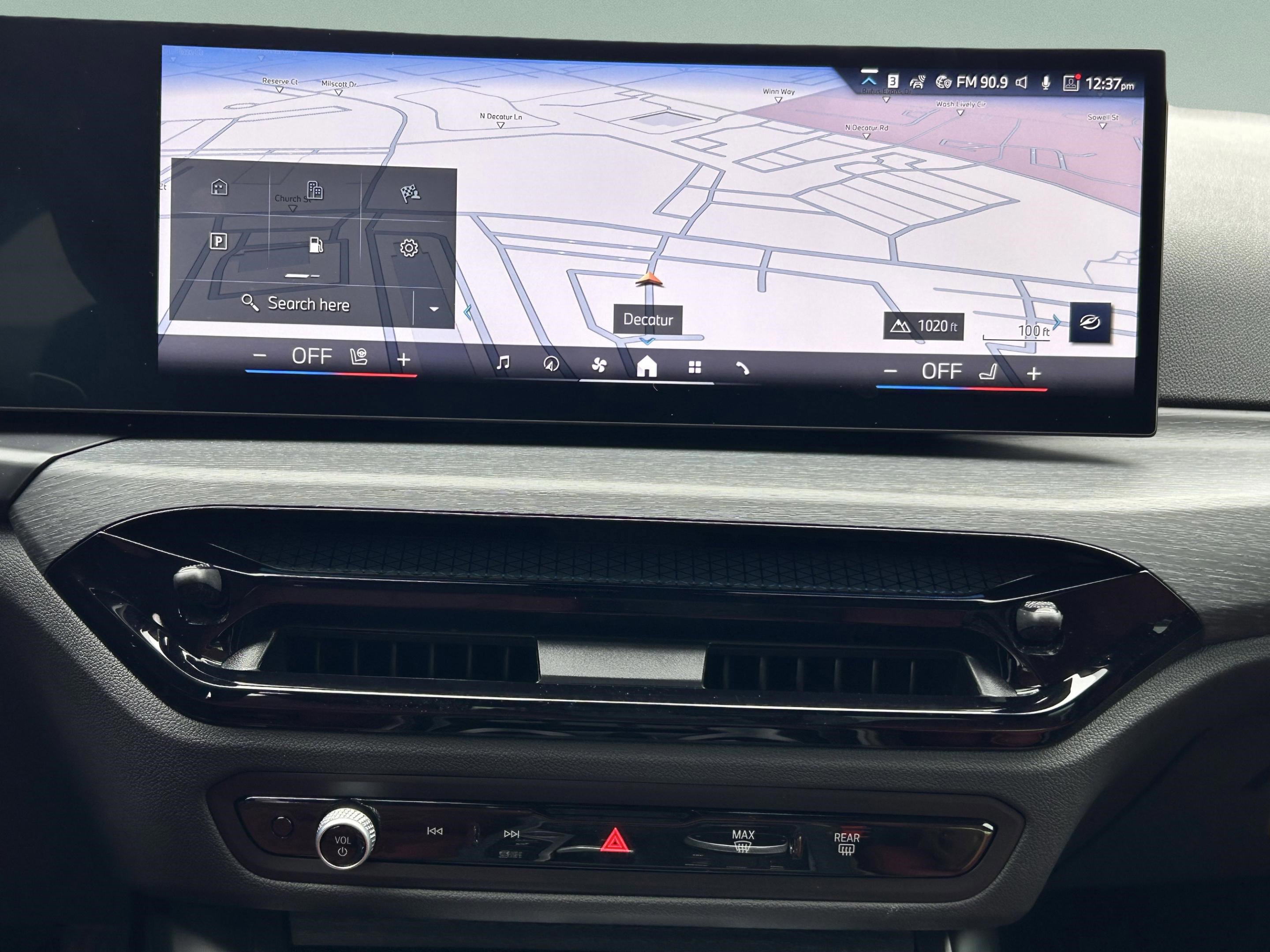 Used 2026 BMW 330i Sedan image 11