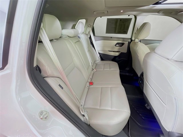 Used 2025 Nissan Rogue SL w/ Tech Package image 29