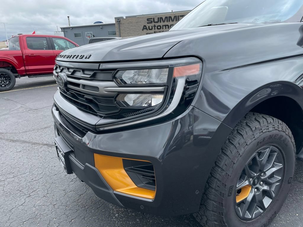 Used 2025 Ford Expedition Tremor AWD/4WD image 45
