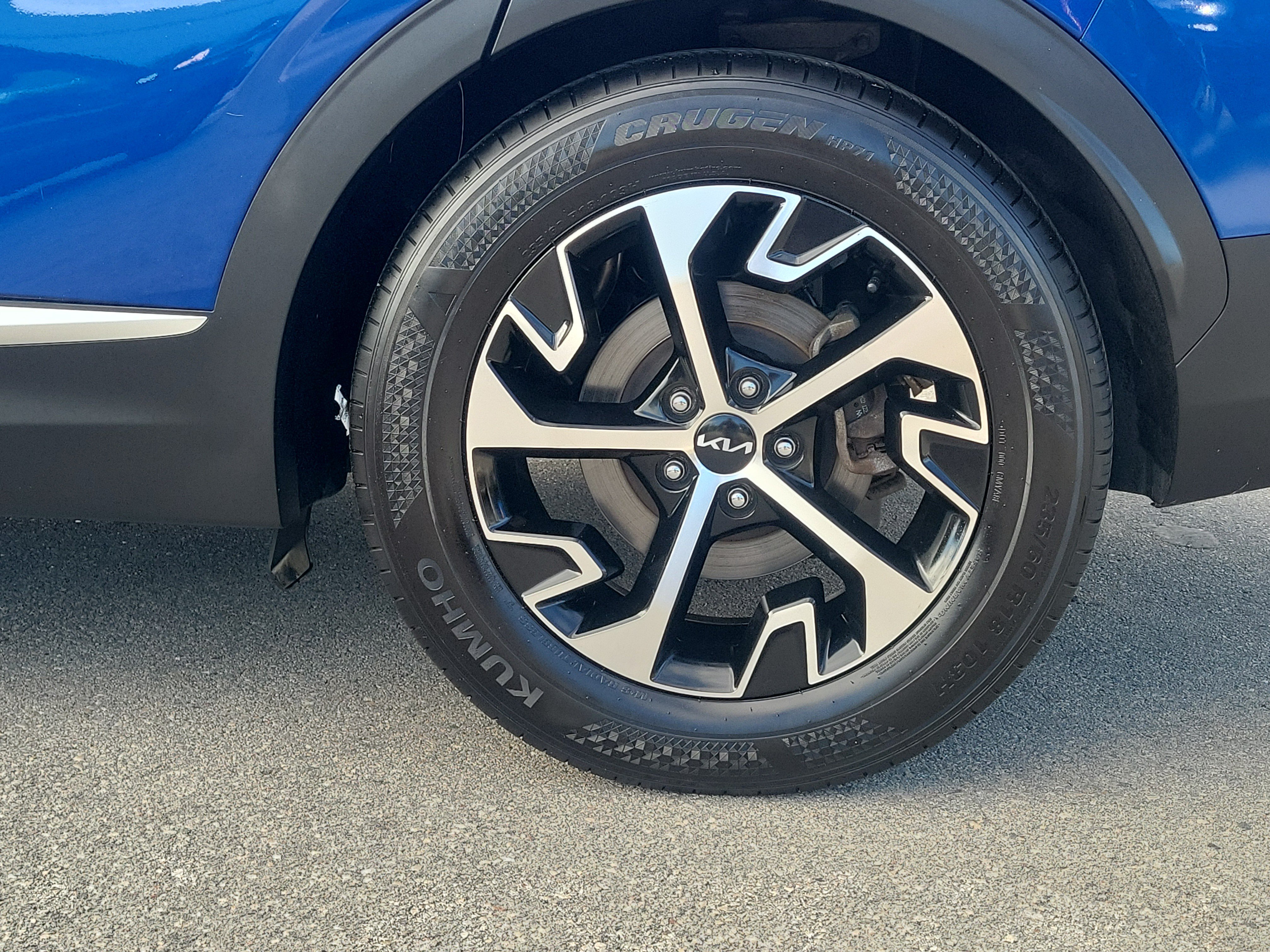 Used 2023 Kia Sportage EX FWD image 9