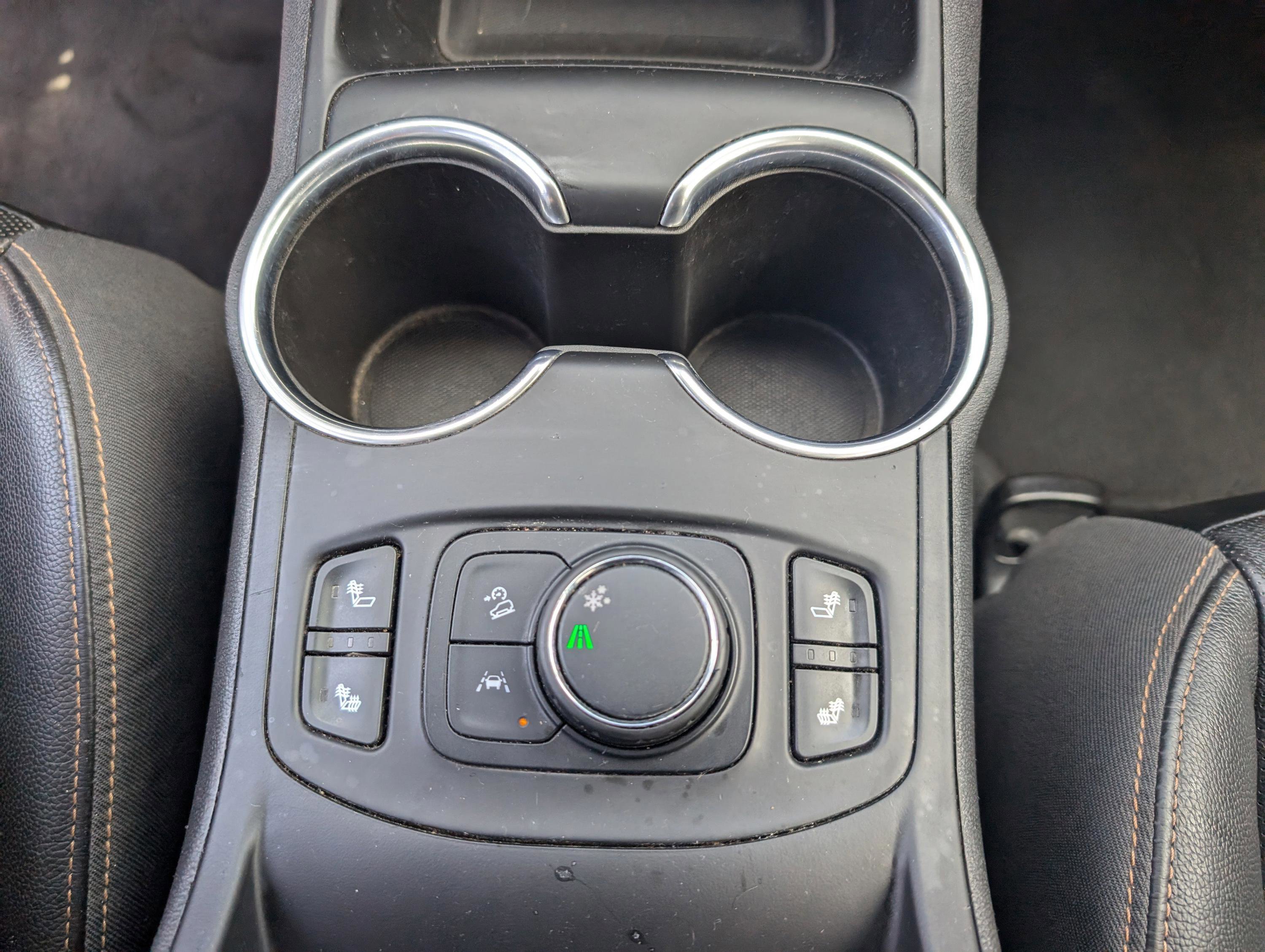 Used 2020 GMC Terrain SLT image 13