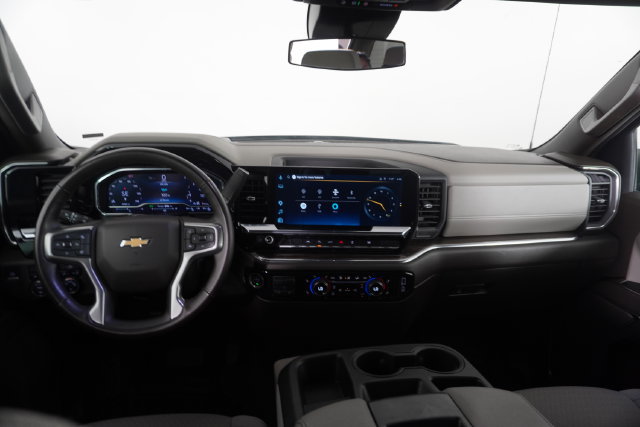 Used 2025 Chevrolet Silverado 1500 LT AWD/4WD image 35