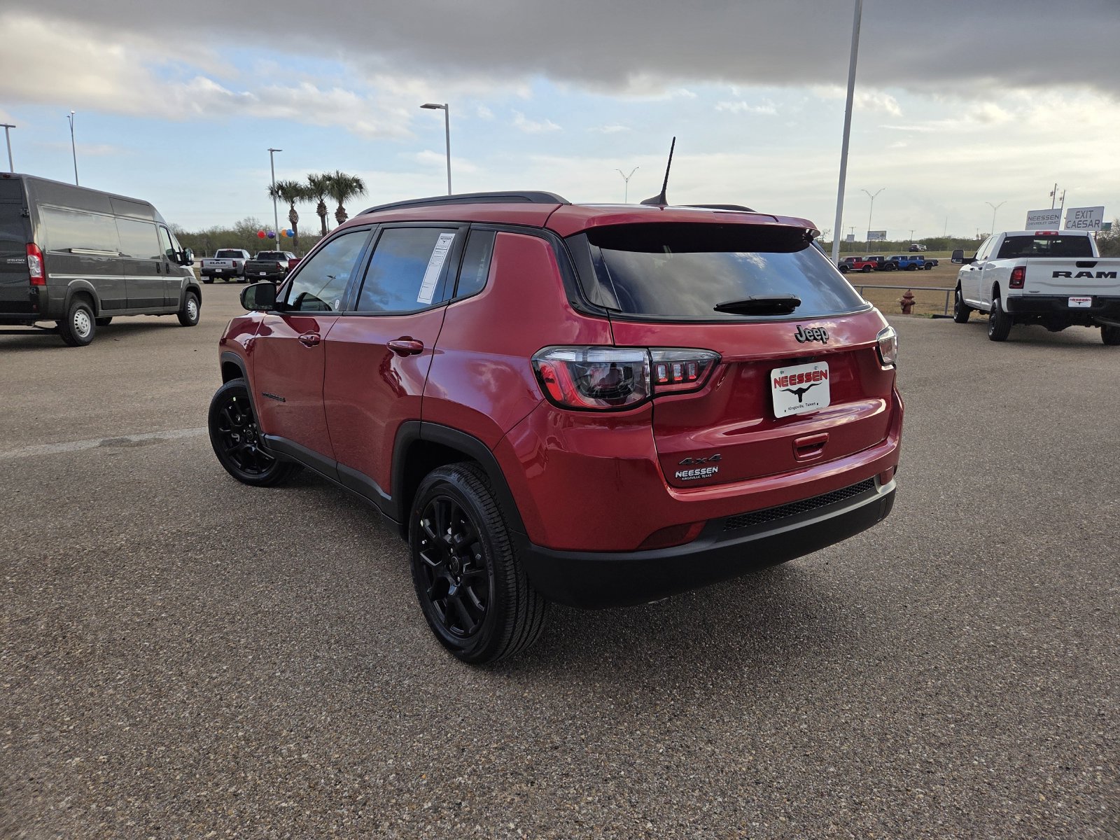 New 2026 Jeep Compass Latitude AWD/4WD image 5