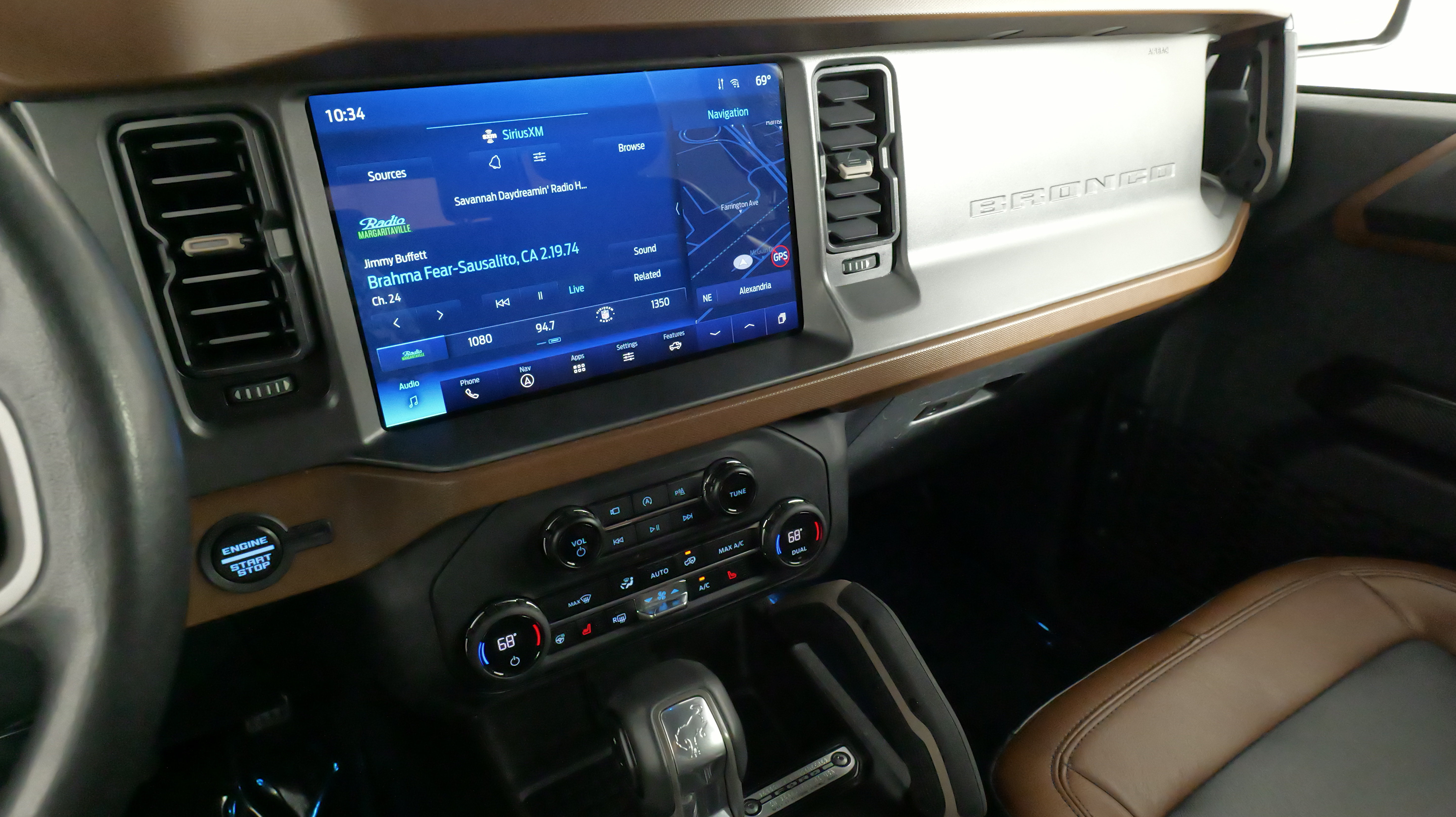 Used 2024 Ford Bronco Outer Banks AWD/4WD image 41