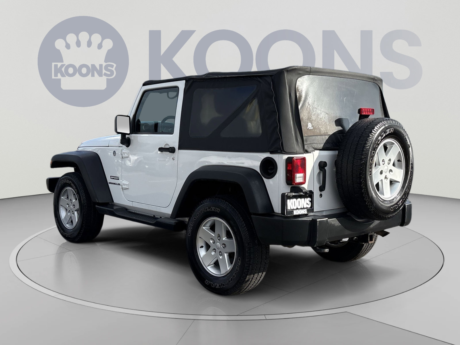 Used 2013 Jeep Wrangler Sport AWD/4WD image 4