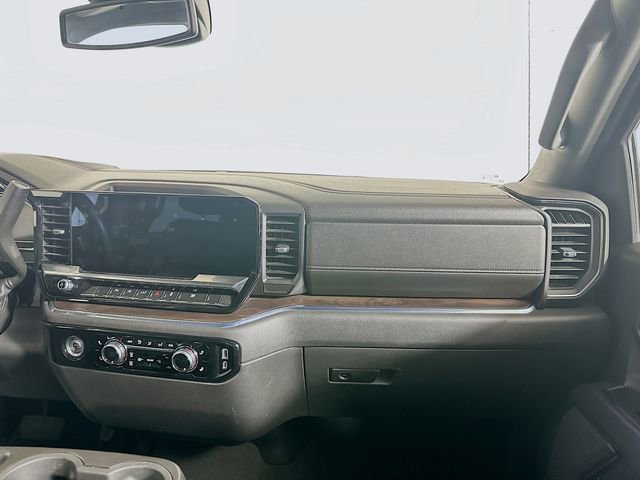 Used 2024 GMC Sierra 1500 SLT image 25