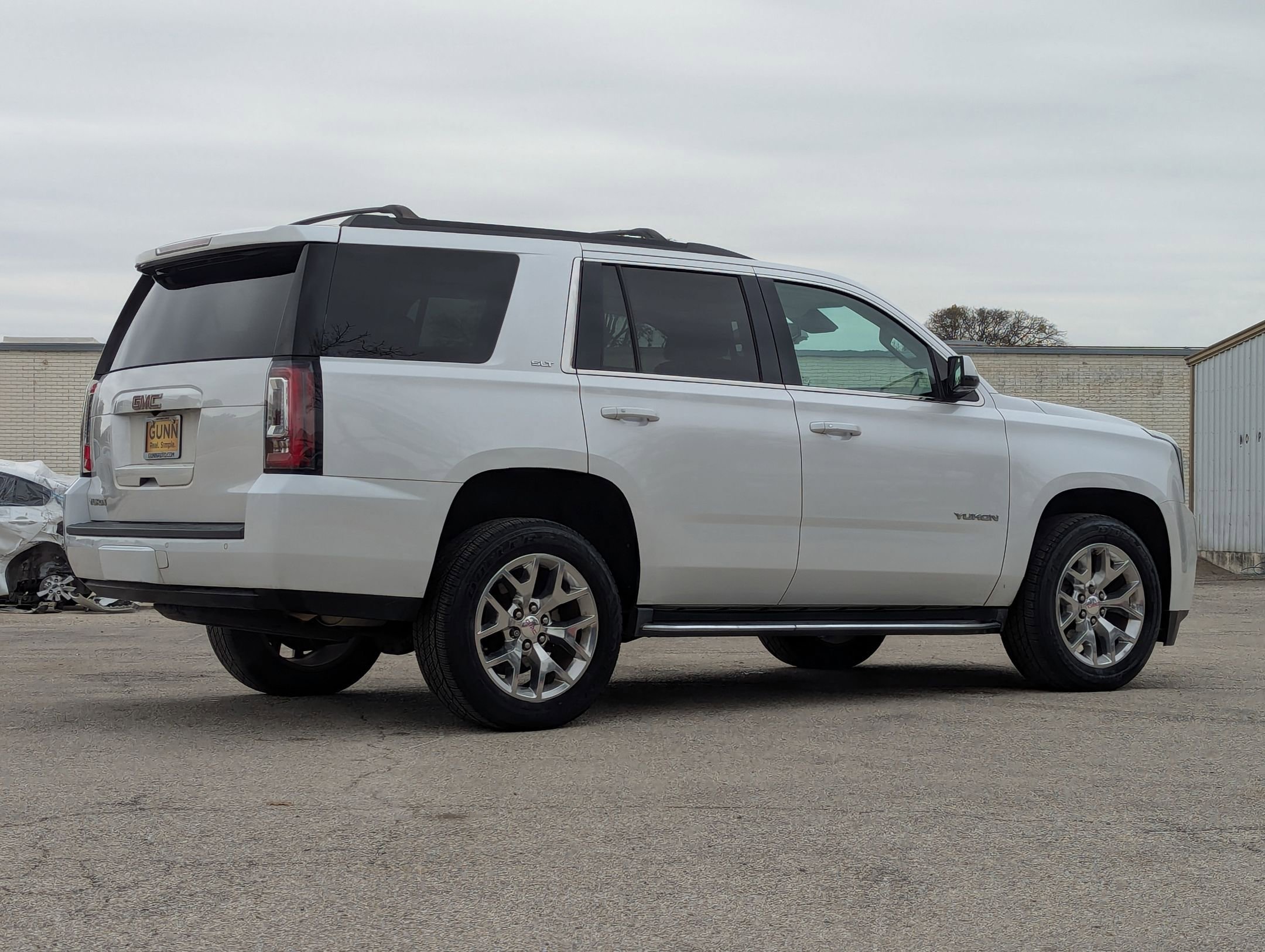 Used 2016 GMC Yukon SLT w/ Open Road Package image 4