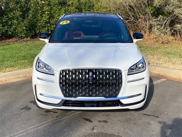 Used 2024 Lincoln Corsair Grand Touring w/ Equipment Group 302A image 2