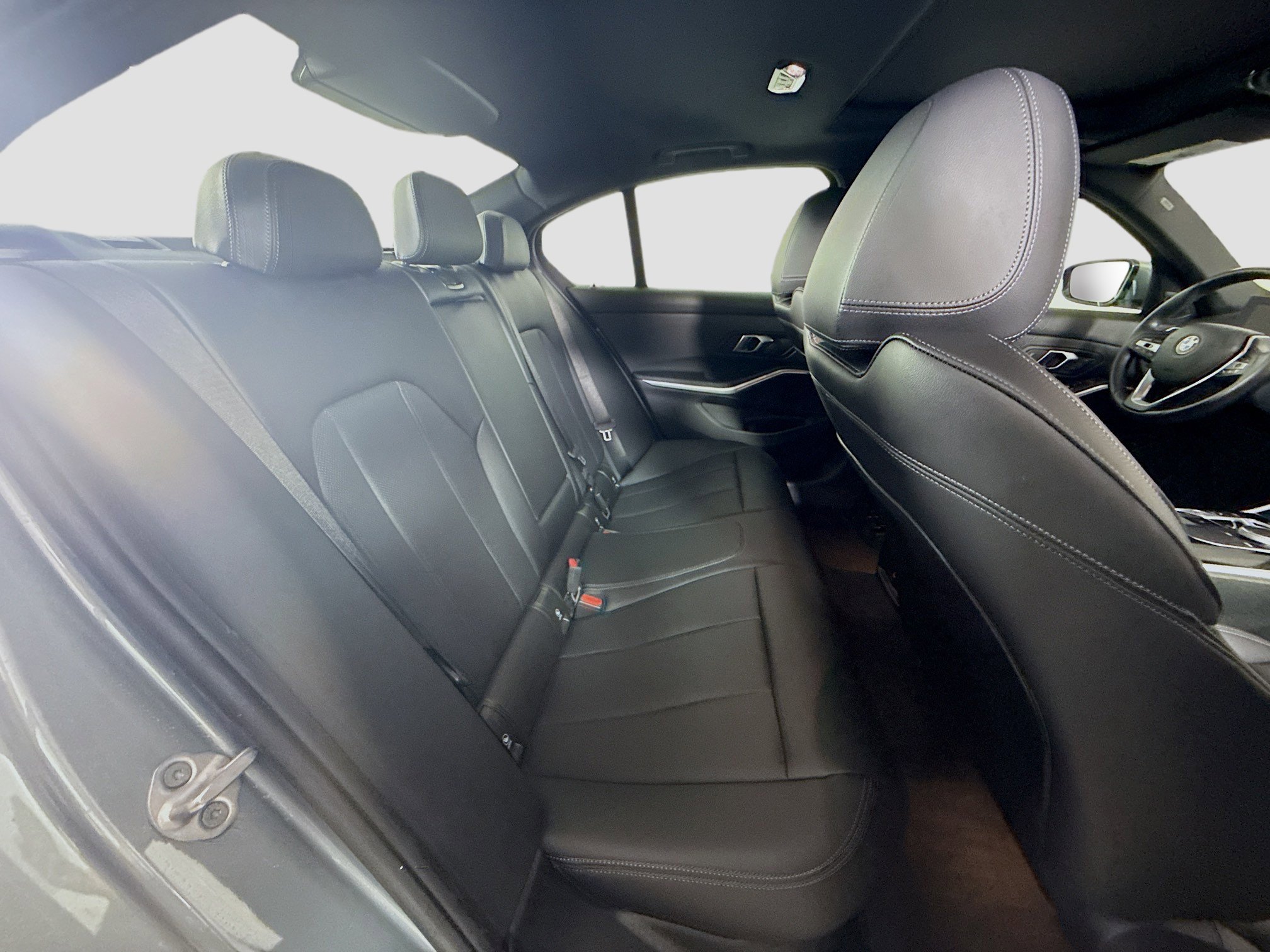 Used 2024 BMW 330i Sedan w/ Convenience Package image 27