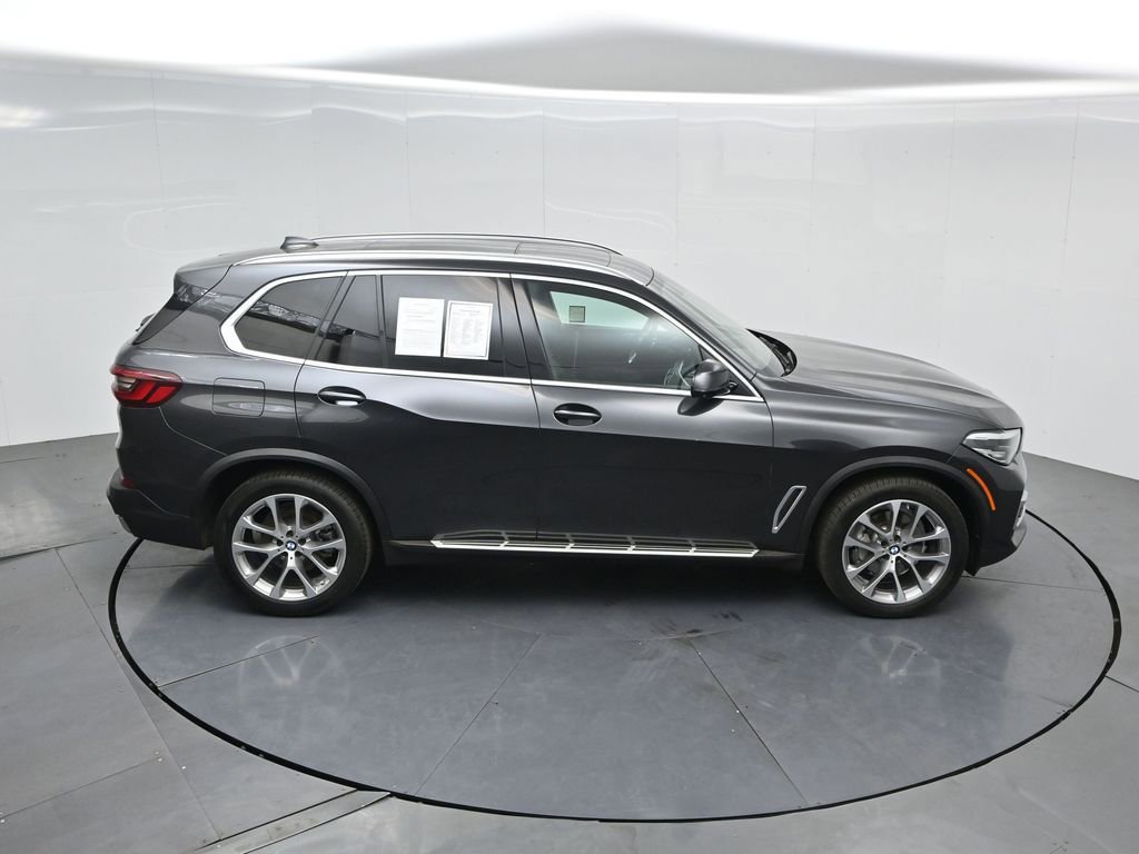 Used 2023 BMW X5 xDrive40i AWD/4WD image 55