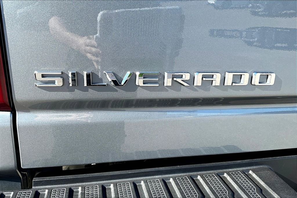 Used 2024 Chevrolet Silverado 2500 LTZ image 42
