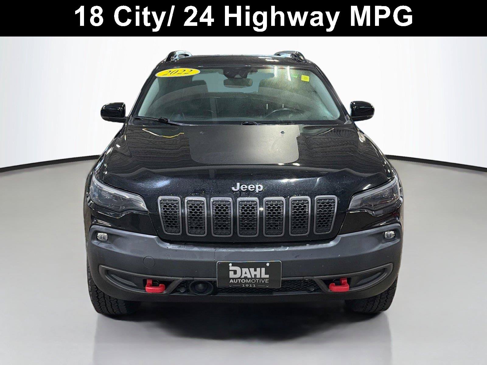Used 2022 Jeep Cherokee Trailhawk AWD/4WD image 3
