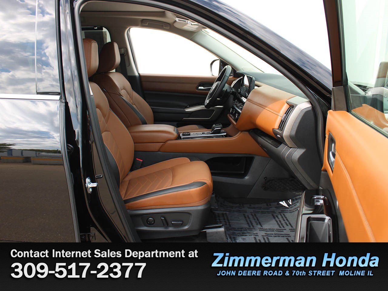Used 2025 Nissan Pathfinder Platinum AWD/4WD image 21