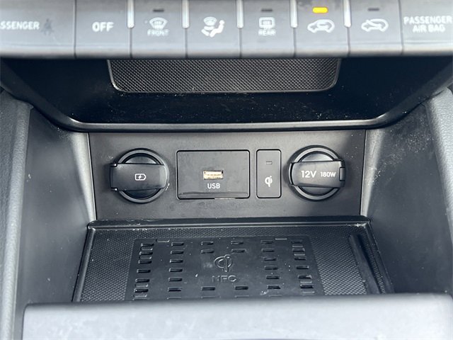 Used 2023 Hyundai Kona Limited image 17