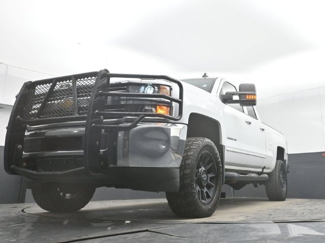 Used 2017 Chevrolet Silverado 2500 LT AWD/4WD image 41