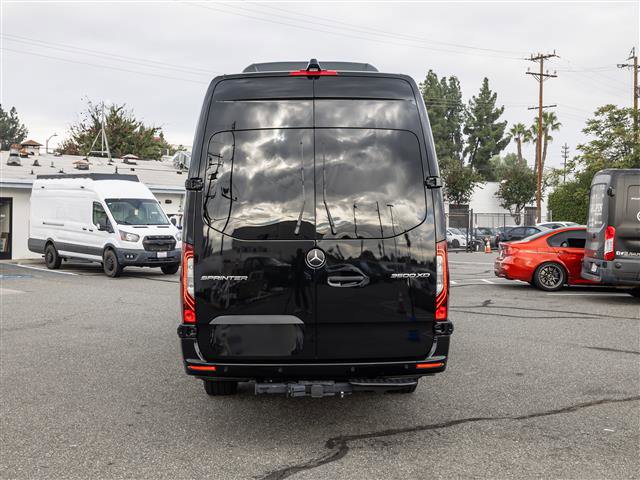 Used 2023 Mercedes-Benz Sprinter 3500 image 4