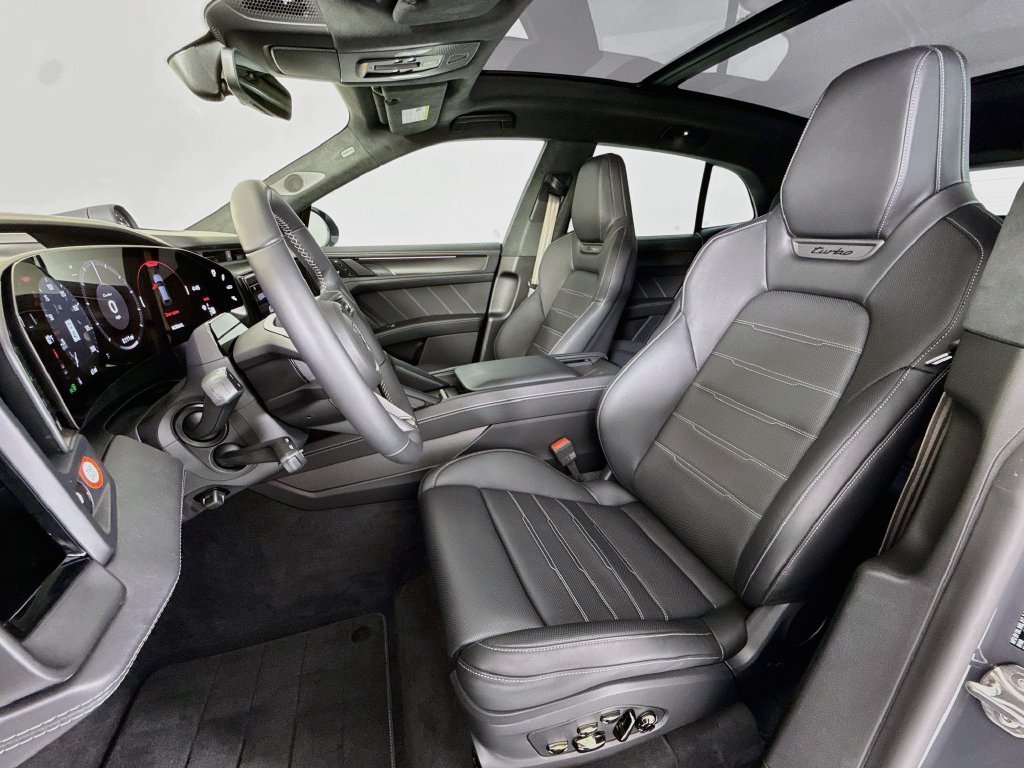 New 2026 Porsche Cayenne Turbo AWD/4WD image 5