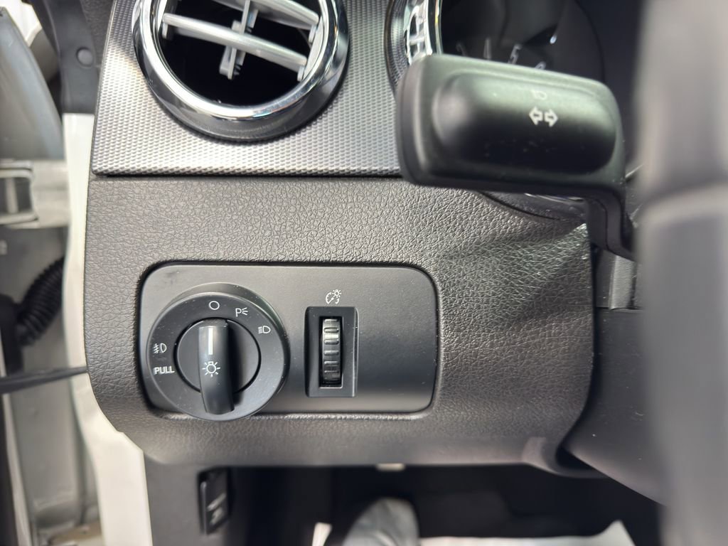 Used 2007 Ford Mustang GT Premium RWD image 28