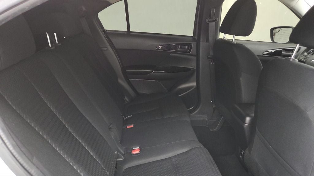 Used 2025 Mitsubishi Eclipse Cross LE AWD/4WD image 22