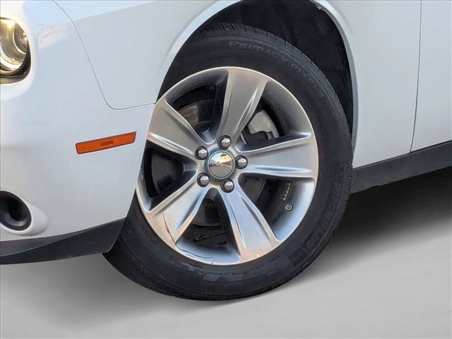 Used 2022 Dodge Challenger SXT image 23
