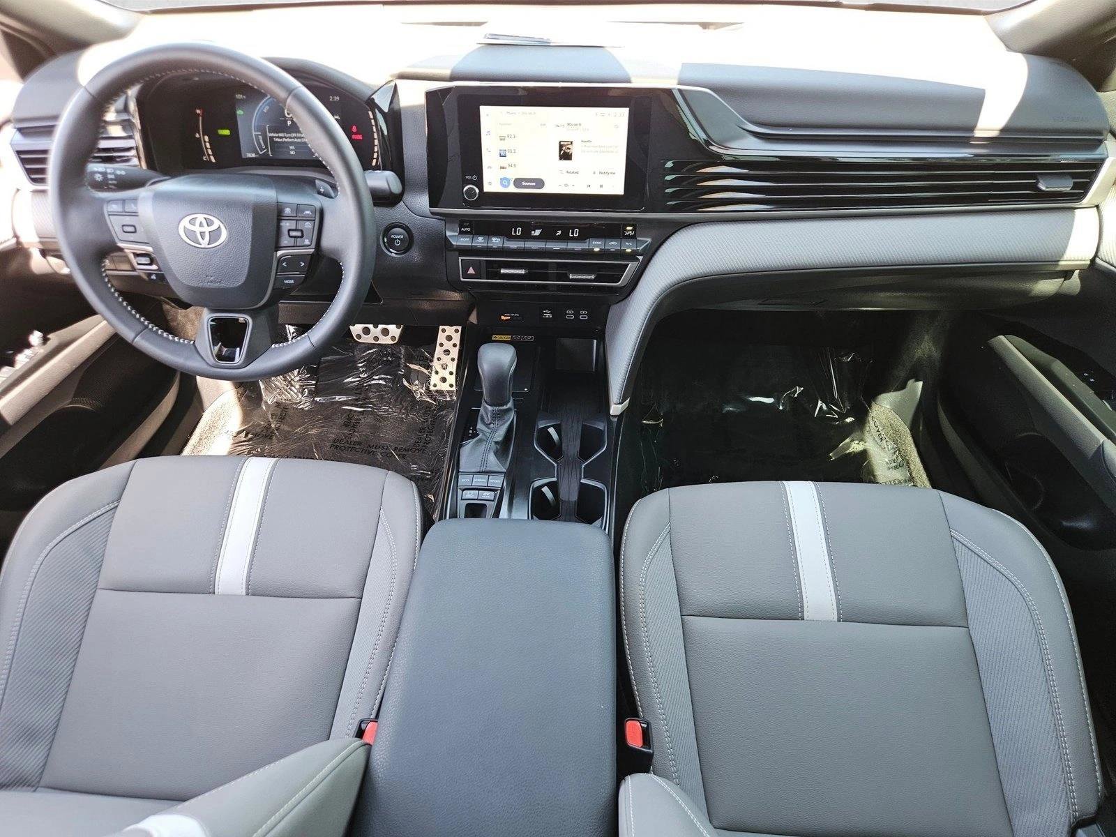 Used 2026 Toyota Camry SE w/ Convenience Package FWD image 23