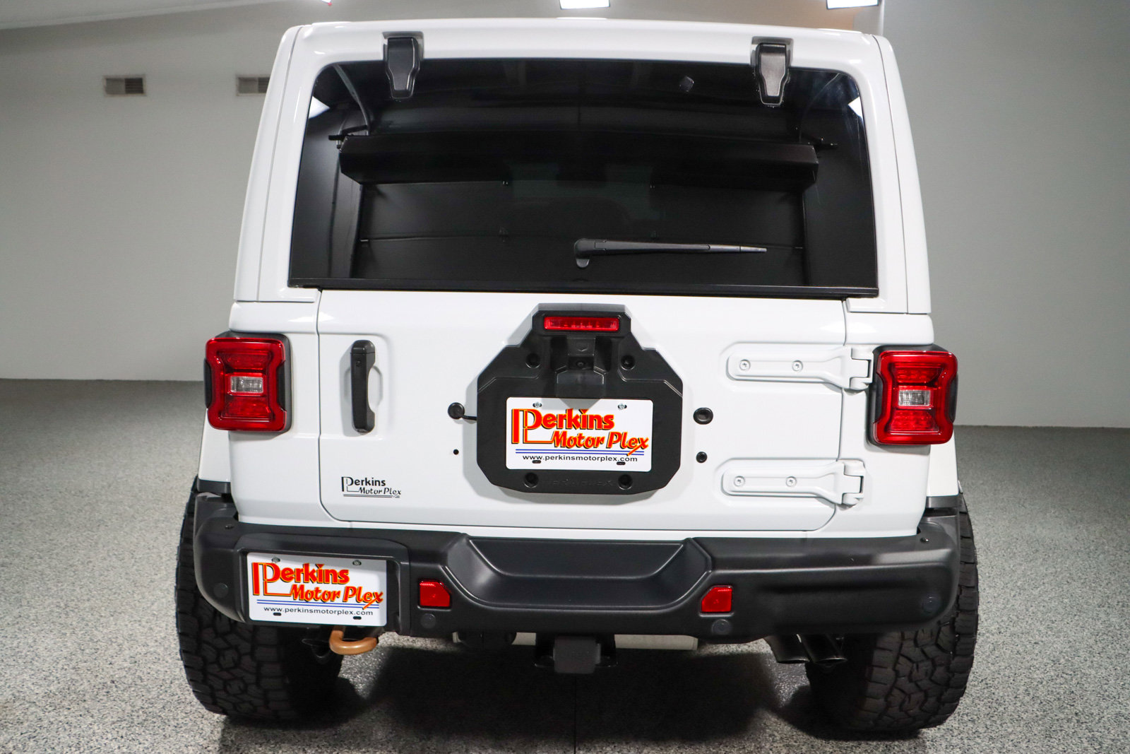 Used 2023 Jeep Wrangler Unlimited Rubicon 392 w/ Trailer Tow Package image 8